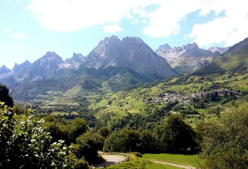 ファミリールーム, Chambres D Hôtes La Cavalière