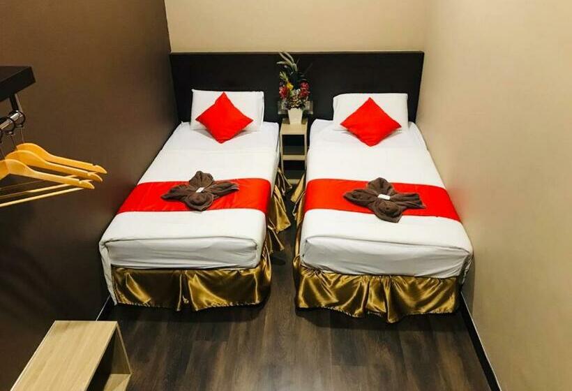 豪华房间, Highway Times Inn