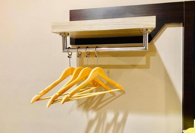 家庭间, Highway Times Inn