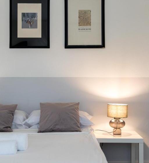 اتاق استاندارد چهارنفره با سرویس بهداشتی مشترک, Carly S Rooms