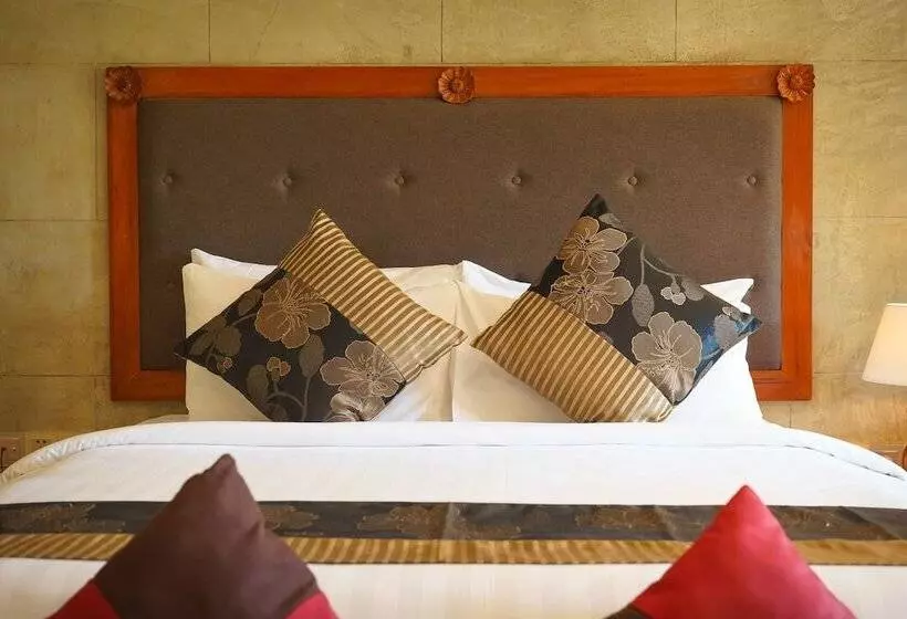 デラックススイート, Model Angkor Resort