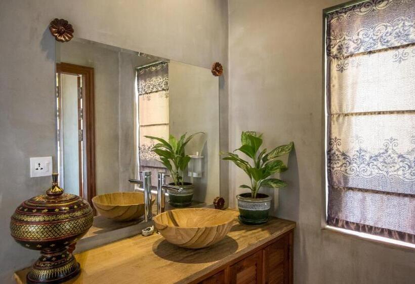Junior Suite, Model Angkor Resort