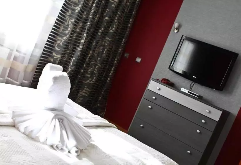 آپارتمان خانوادگی, Centrum Green Hill Business & Spa