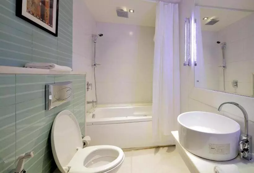 Juniorsviitti Näkymä, Country Inn Panjim Goa