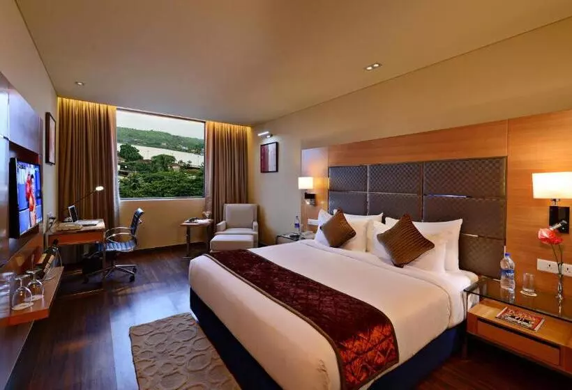 Superior-huone, Country Inn Panjim Goa