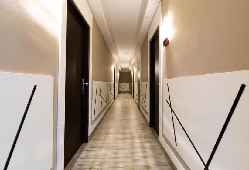 スタンダードルーム, Del Sole