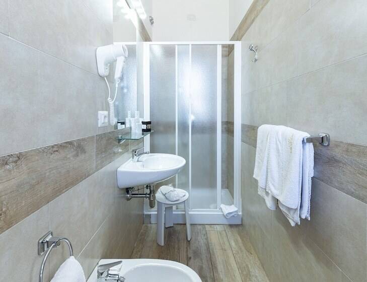 スタンダードルーム, Del Sole