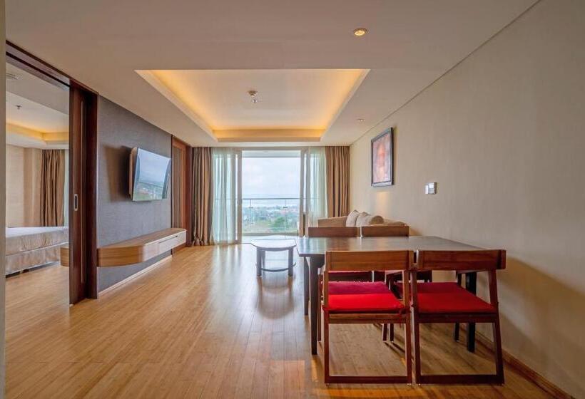 سوئیت با تخت بزرگ, Four Points By Sheraton Bali, Ungasan