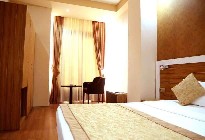 标准间, Golden King