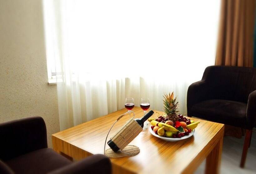 标准间, Golden King