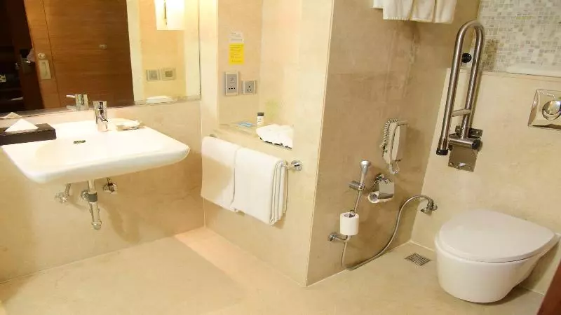 キングサイズベッドのスタンダードルーム, Holiday Inn Jaipur City Centre, An Ihg