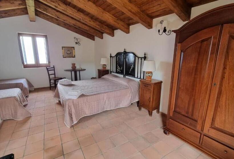 4인용 수피리어 룸, Il Castello Di San Sergio