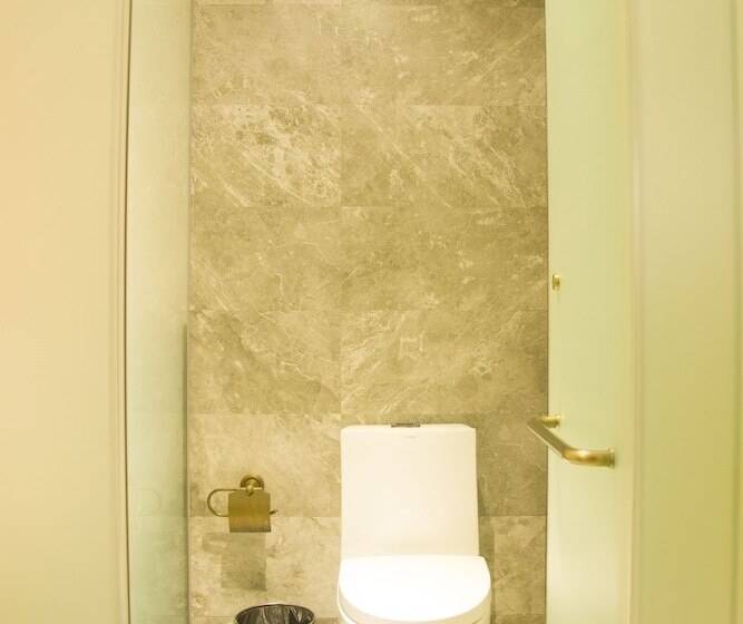 스위트, James Joyce Coffetel Tianhebei