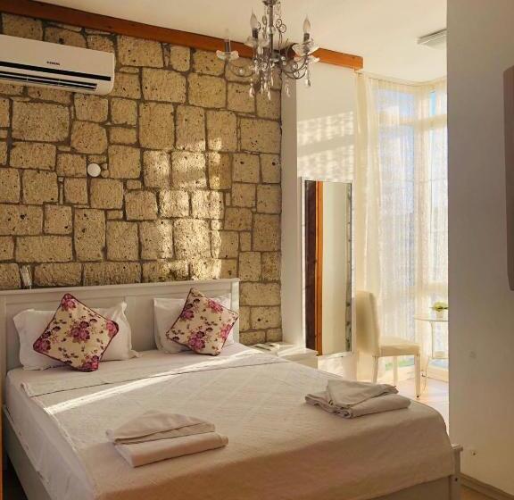 Junior Suite, Kemerlihan Deluxe