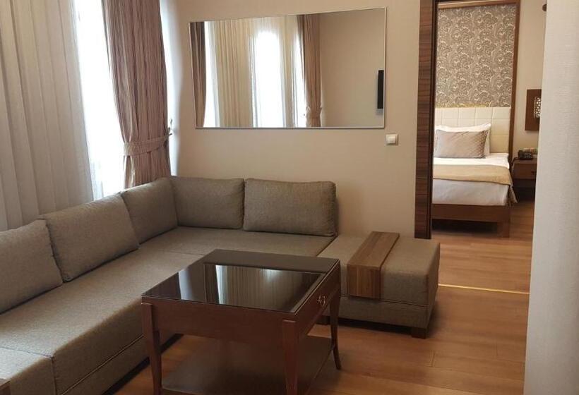 Люкс с Балконом, Manesol Boutique Galata