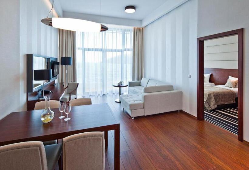 1 Bedroom Apartment Lake View, Mikołajki Leisure & Spa   Destigo Hotels