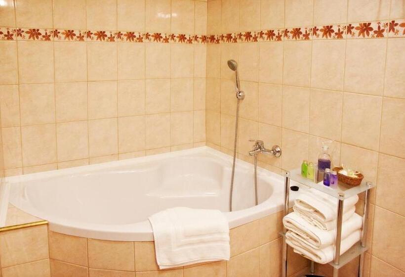 آپارتمان 1 خوابه, Pod Orłem