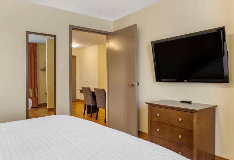 جناح, Quality Inn & Suites