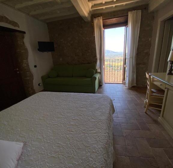 غرفة قياسية رباعية, Relais Il Monaco