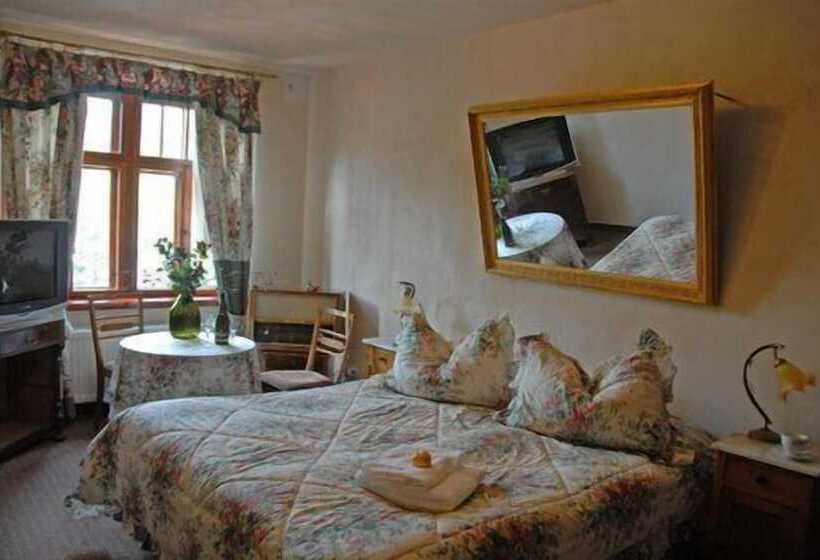 اتاق استاندارد, Rezydencja Biały Jar