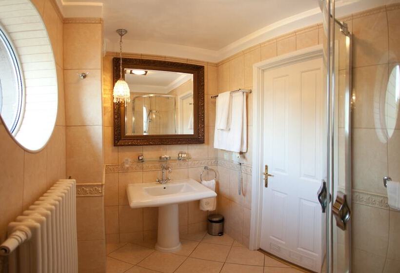 ファミリールーム, Szrenicowy Dwór