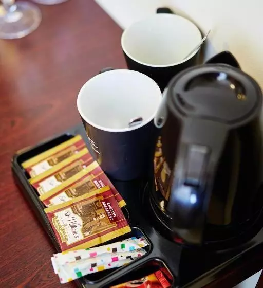 スタンダードトリプルルーム, Szyszko