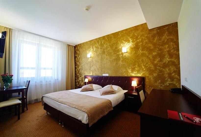 شقة غرفة واحدة, Szyszko