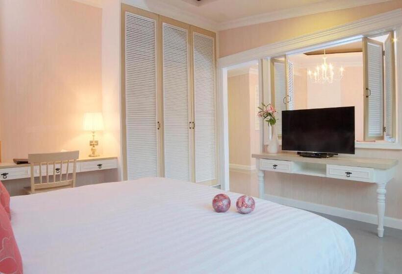 スイート, The Raya Surawong Bangkok