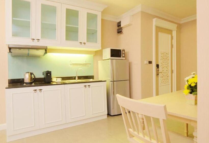 エクゼクティブスイート, The Raya Surawong Bangkok