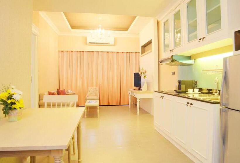 エクゼクティブスイート, The Raya Surawong Bangkok