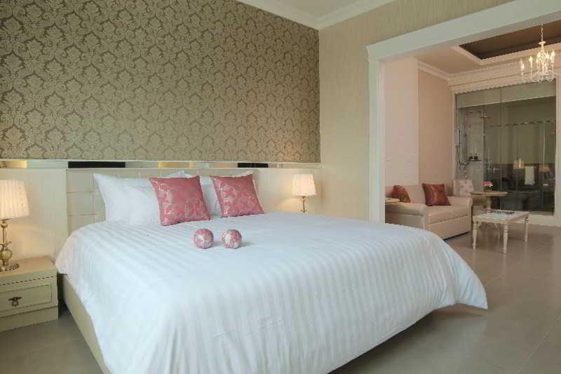 スタンダードルーム, The Raya Surawong Bangkok