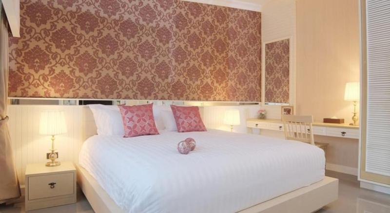 スタンダードルーム, The Raya Surawong Bangkok