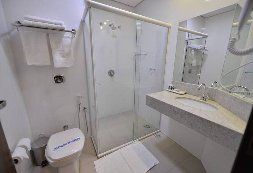 豪华房间, Ucayali