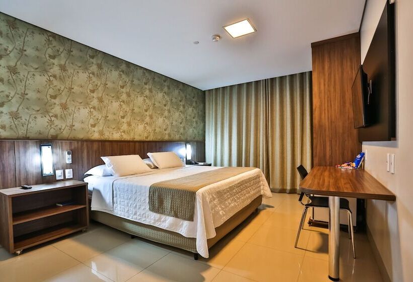 豪华房间, Ucayali