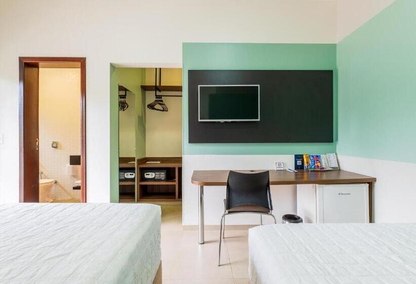 行政三人间, Ucayali