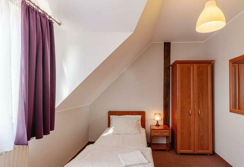 スタンダードシングルルーム, Zajazd Bachus