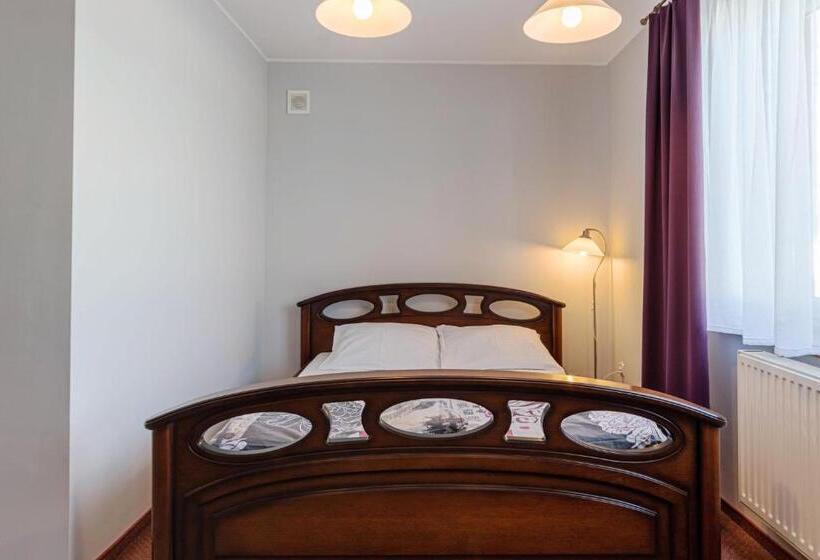 スタンダードルーム, Zajazd Bachus