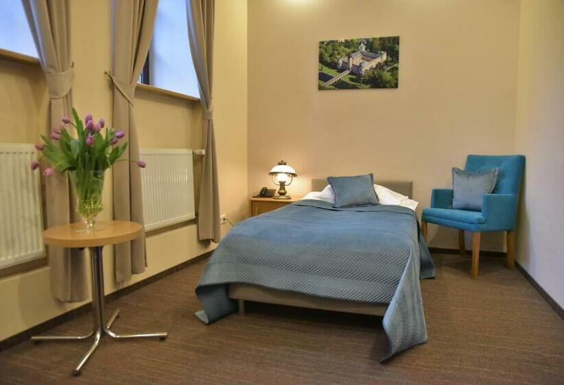 غرفة قياسية فردية, Zamek W Krasiczynie