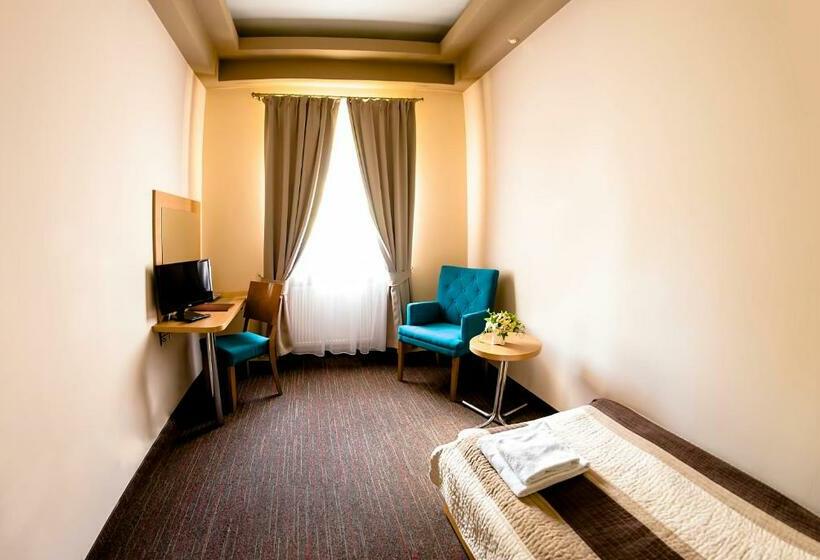 غرفة قياسية فردية, Zamek W Krasiczynie