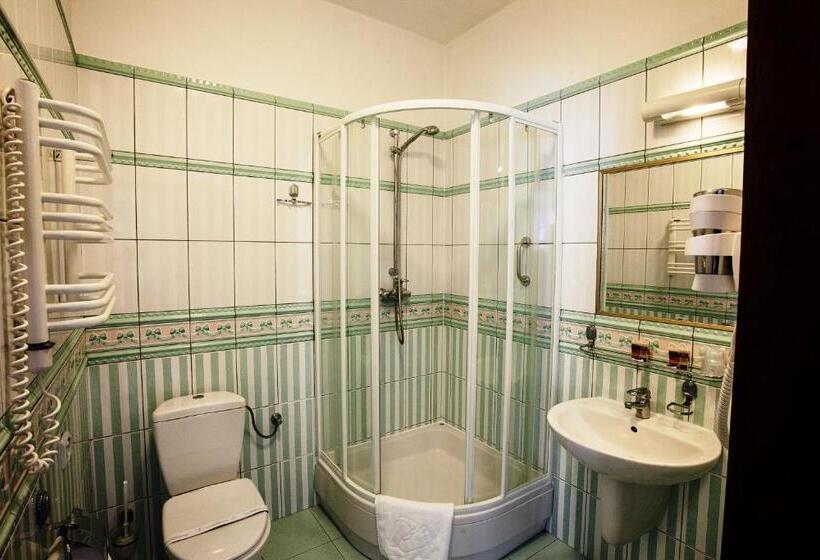 غرفة قياسية, Zamek W Krasiczynie