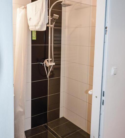 Standard-studio, Kosmopolita Rooms