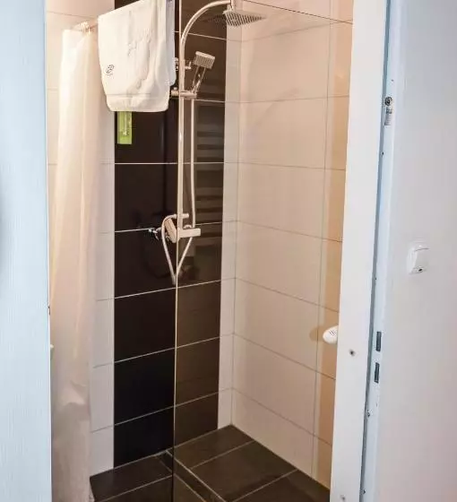 Standard-studio, Kosmopolita Rooms