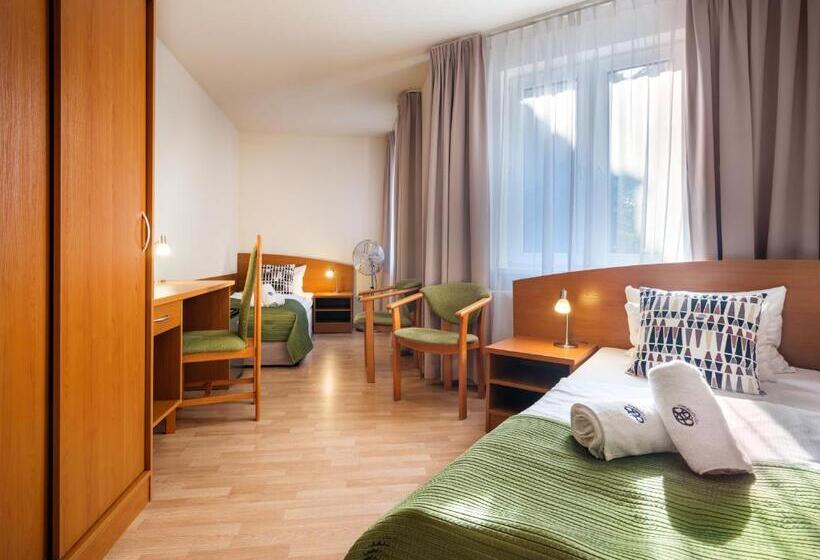 Deluxe-huone, Kosmopolita Rooms