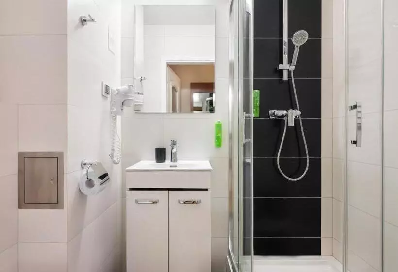 Deluxe-huone, Kosmopolita Rooms