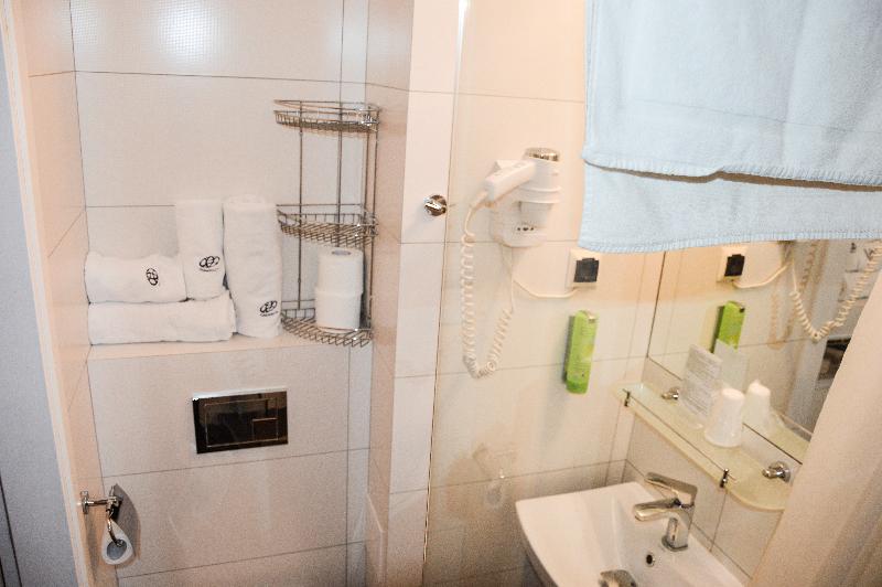 Standard-studio, Kosmopolita Rooms