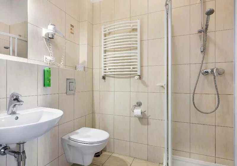 Standard Kolmen Hengen Huone, Kosmopolita Rooms