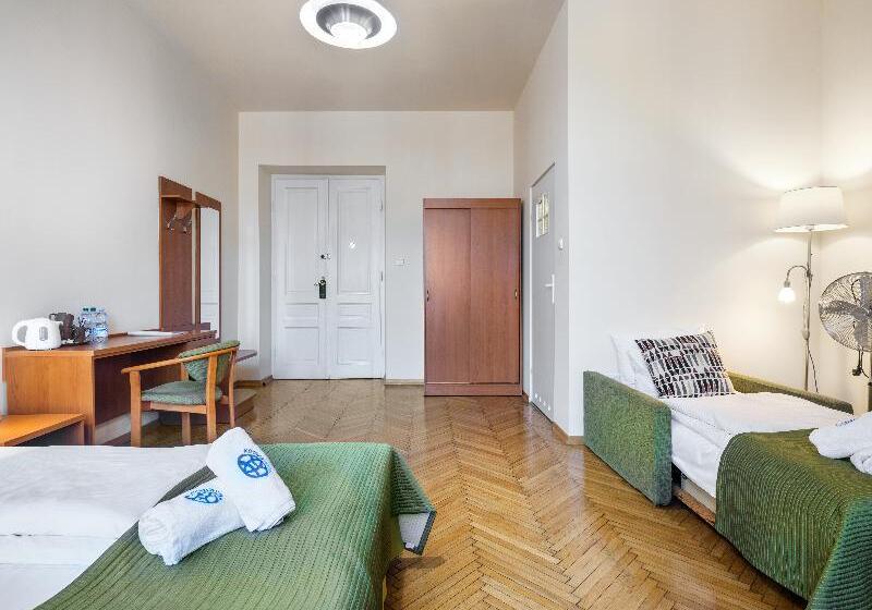 Standard Kolmen Hengen Huone, Kosmopolita Rooms