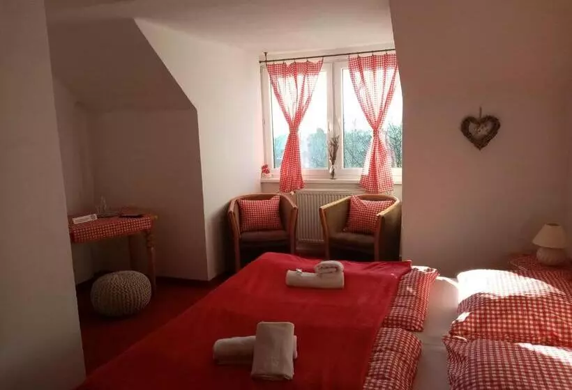 اتاق استاندارد, Wellness Penzion Zora Family