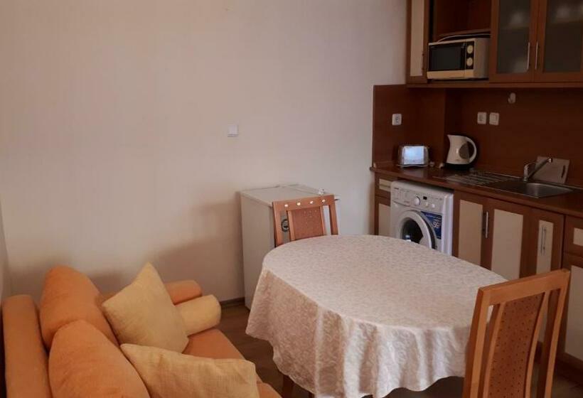 شقة غرفة واحدة, Aquaria Holiday Apartments