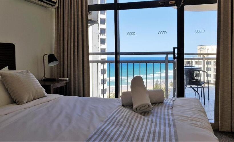 带1个卧室的带海景的公寓, Beachcomber Resort   Official